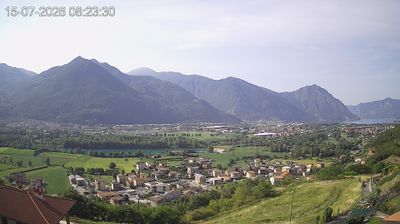 immagine della webcam nei dintorni di Darfo Boario Terme: webcam Costa Volpino