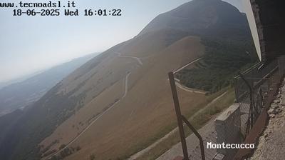 immagine della webcam nei dintorni di Monte Nerone: webcam Sigillo