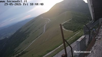 immagine della webcam nei dintorni di Gualdo Tadino: webcam Sigillo