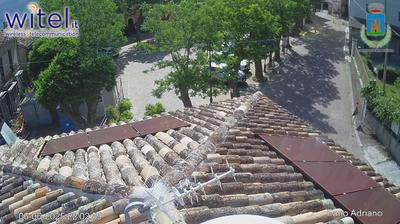 immagine della webcam nei dintorni di Isola del Gran Sasso d'Italia: webcam Fano Adriano