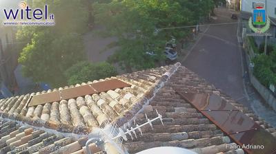 immagine della webcam nei dintorni di Colledara: webcam Fano Adriano
