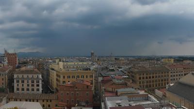 immagine della webcam nei dintorni di Isola Farnese: webcam Roma Monti