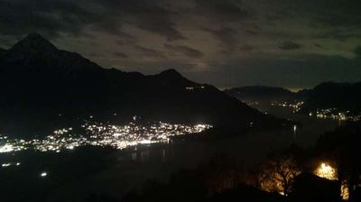 immagine della webcam nei dintorni di Pianello del Lario: webcam Montemezzo