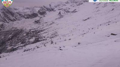 immagine della webcam nei dintorni di Pizzo Bernina: webcam Val di Mello