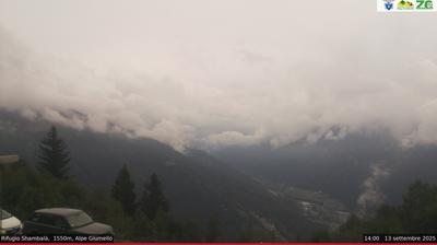immagine della webcam nei dintorni di Monte Legnone: webcam Alpe Giumello