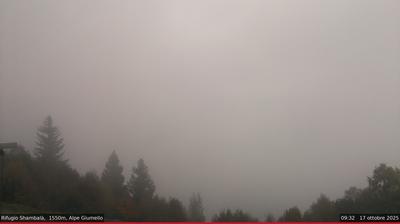 immagine della webcam nei dintorni di San Siro: webcam Alpe Giumello