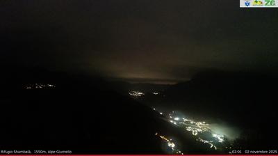 immagine della webcam nei dintorni di Barzio: webcam Alpe Giumello