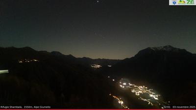 immagine della webcam nei dintorni di Albaredo per San Marco: webcam Alpe Giumello