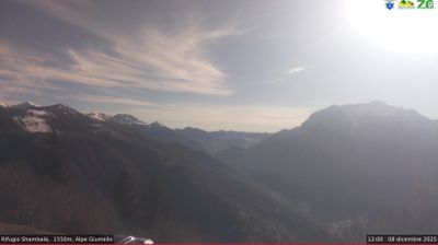 immagine della webcam nei dintorni di Pagnona: webcam Alpe Giumello