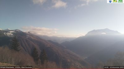 immagine della webcam nei dintorni di Mezzegra: webcam Alpe Giumello