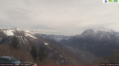 immagine della webcam nei dintorni di Pianello del Lario: webcam Alpe Giumello