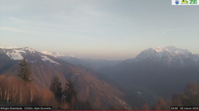 immagine della webcam nei dintorni di Cremia: webcam Alpe Giumello