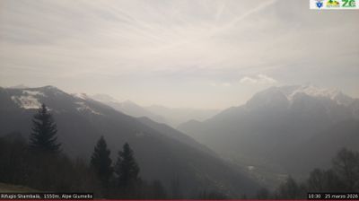 immagine della webcam nei dintorni di Albaredo per San Marco: webcam Alpe Giumello