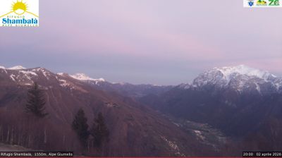 immagine della webcam nei dintorni di Albaredo per San Marco: webcam Alpe Giumello