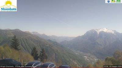 immagine della webcam nei dintorni di Tremezzo: webcam Alpe Giumello