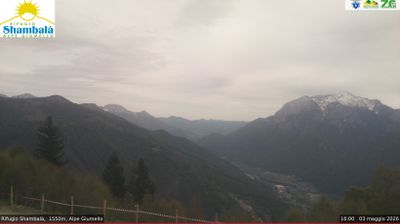 immagine della webcam nei dintorni di Pianello del Lario: webcam Alpe Giumello