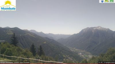 immagine della webcam nei dintorni di Moggio: webcam Alpe Giumello