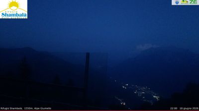 immagine della webcam nei dintorni di Monte Legnone: webcam Alpe Giumello