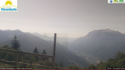 immagine della webcam nei dintorni di Consiglio di Rumo: webcam Alpe Giumello
