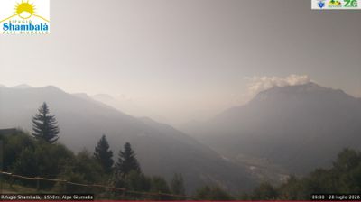 immagine della webcam nei dintorni di Montemezzo: webcam Alpe Giumello