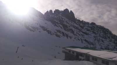 immagine della webcam nei dintorni di Rasura: webcam Albaredo per San Marco