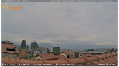 immagine della webcam nei dintorni di Oggiono: webcam Casatenovo