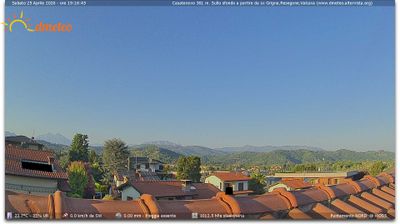 immagine della webcam nei dintorni di Monte Marenzo: webcam Casatenovo