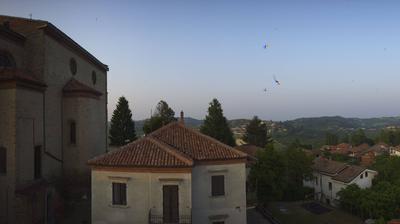 immagine della webcam nei dintorni di Cossano Belbo: webcam Benevello