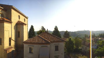 immagine della webcam nei dintorni di Cerretto Langhe: webcam Benevello
