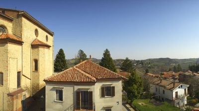 immagine della webcam nei dintorni di Serravalle Langhe: webcam Benevello