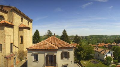 immagine della webcam nei dintorni di Magliano Alfieri: webcam Benevello