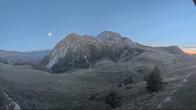 immagine della webcam nei dintorni di Valtorta: webcam Piani di Bobbio