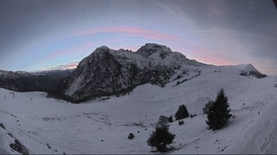 immagine della webcam nei dintorni di Pagnona: webcam Piani di Bobbio