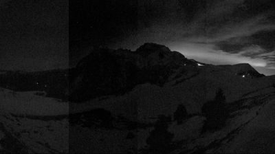 immagine della webcam nei dintorni di Alpe Giumello: webcam Piani di Bobbio