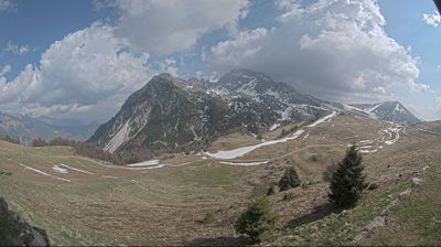 immagine della webcam nei dintorni di Piani Resinelli: webcam Piani di Bobbio
