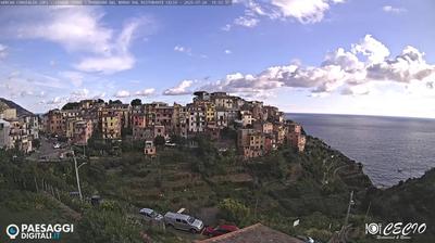 immagine della webcam nei dintorni di Riccò del Golfo di Spezia: webcam Corniglia