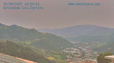 immagine della webcam nei dintorni di Recoaro Mille: webcam Altissimo