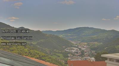 immagine della webcam nei dintorni di Bosco Chiesanuova: webcam Altissimo