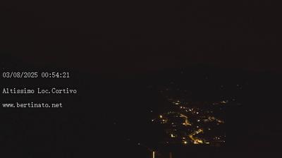 immagine della webcam nei dintorni di Recoaro Terme: webcam Altissimo