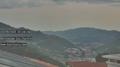 immagine della webcam nei dintorni di Montecchio Maggiore: webcam Altissimo