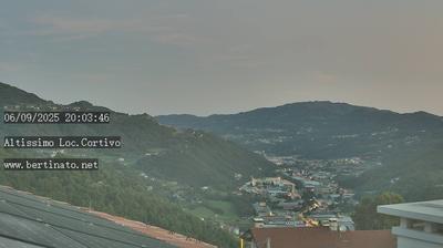 immagine della webcam nei dintorni di Monte di Malo: webcam Altissimo