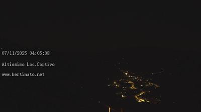 immagine della webcam nei dintorni di Bosco Chiesanuova: webcam Altissimo