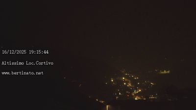 immagine della webcam nei dintorni di Recoaro Terme: webcam Altissimo