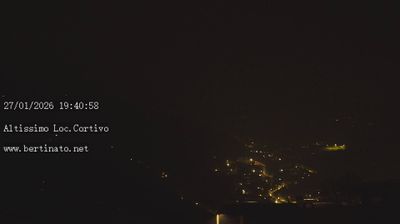 immagine della webcam nei dintorni di Crespadoro: webcam Altissimo