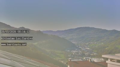 immagine della webcam nei dintorni di Soave: webcam Altissimo