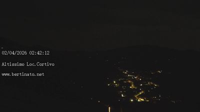 immagine della webcam nei dintorni di Rifugio Campogrosso: webcam Altissimo