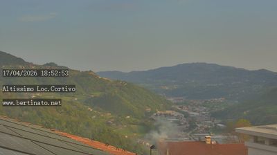 immagine della webcam nei dintorni di Erbezzo: webcam Altissimo