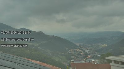 immagine della webcam nei dintorni di San Giovanni Ilarione: webcam Altissimo