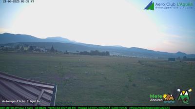 immagine della webcam nei dintorni di Calascio: webcam Sant'Eusanio Forconese
