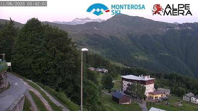 immagine della webcam nei dintorni di Bielmonte: webcam Alpe di Mera